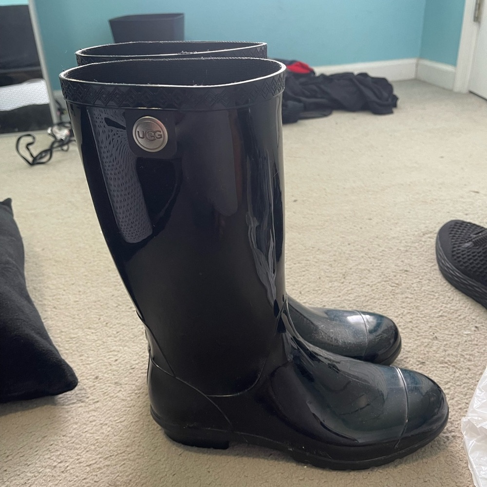 ugg rain boots